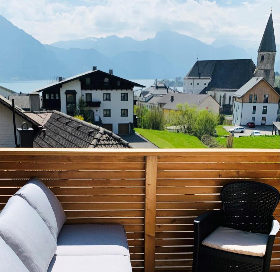 Traum Panorama Mit Berg & Seeblick Altmuenster